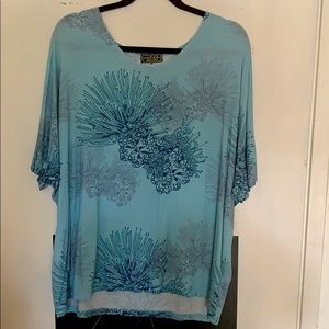 Kahulalea flowy top excellent condition
